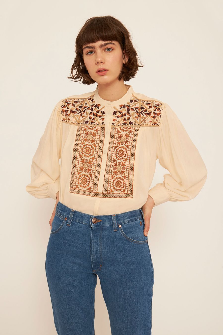 Antikbatik Bettina embroidered blouse