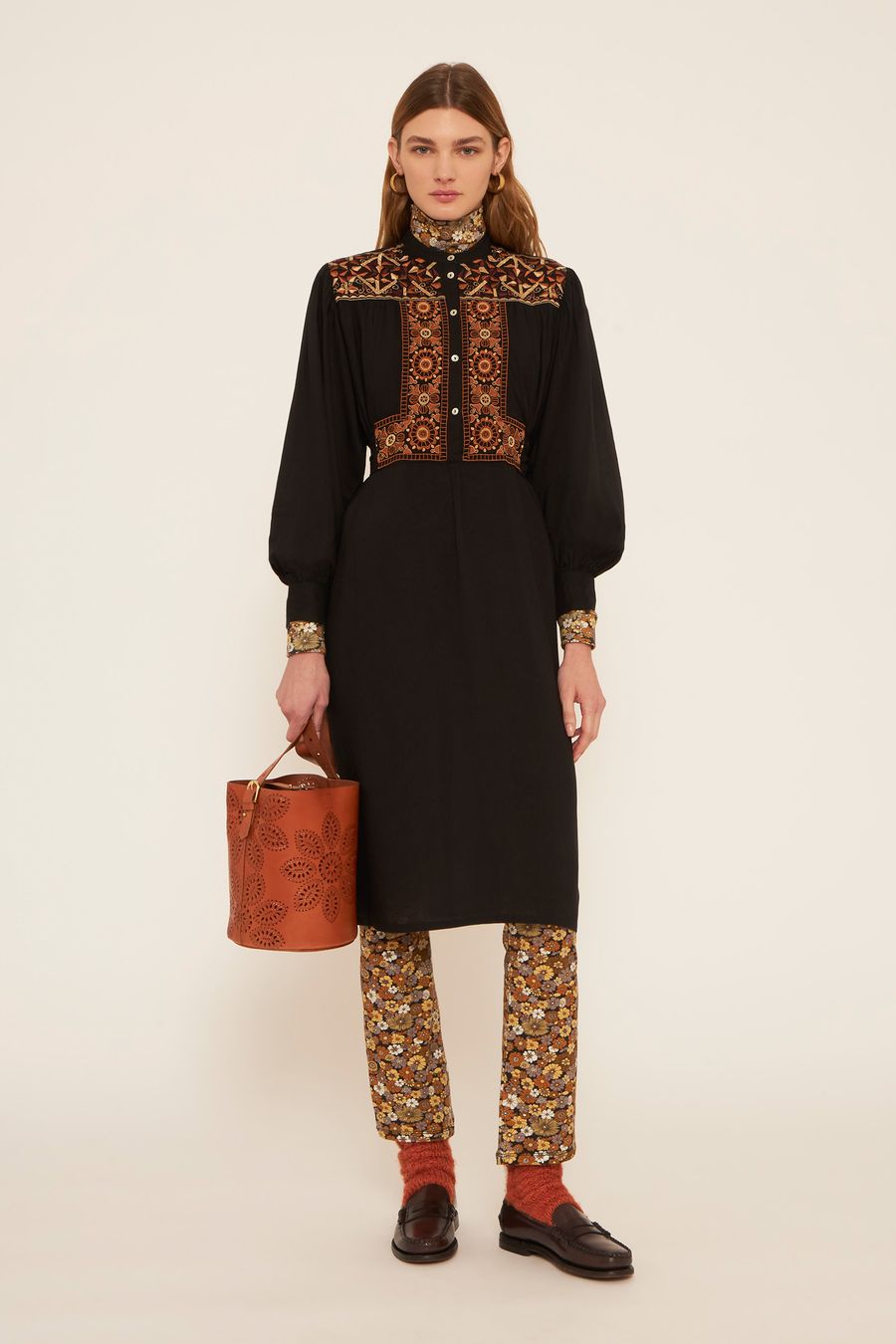 Antikbatik Vestido bordado Bettina