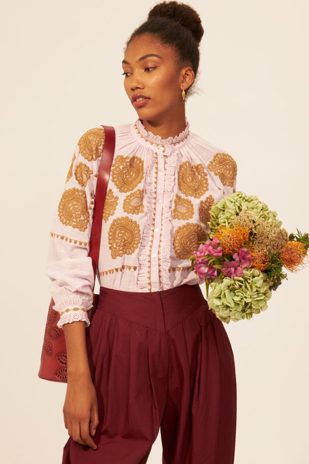 Antikbatik Togala embroidered blouse